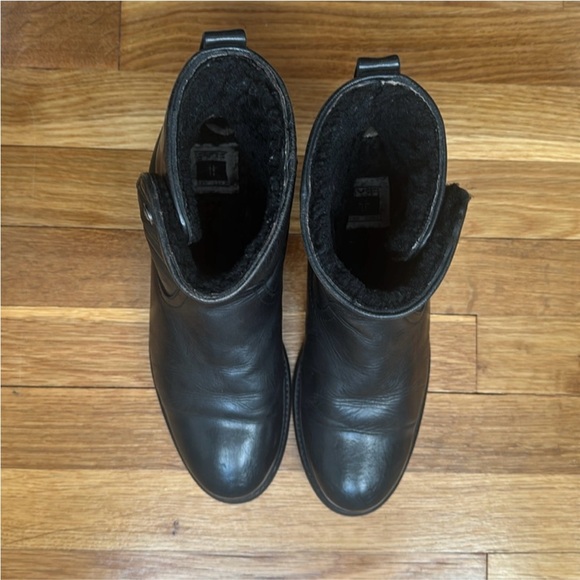 Frye leather Boots 7 - Picture 3 of 6